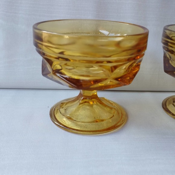 (2) Vintage Anchor Hocking Fairfield Footed Amber Glass Sherbet Ice Cream Cups - Picture 2 of 8